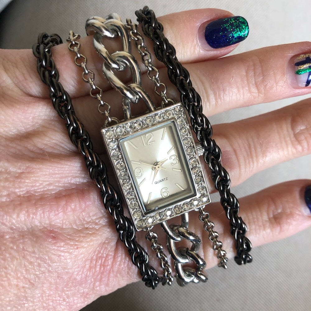 Fashion Watch - Multi Chain /Metal Band